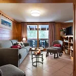 Résidence Pierre&vacances Premium Les Fermes De Aparthotel Méribel