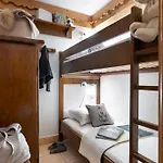 Résidence Pierre&vacances Premium Les Fermes De Aparthotel Méribel