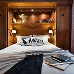 Résidence Pierre&vacances Premium Les Fermes De Aparthotel Méribel