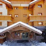 Aparthotel Résidence Pierre&vacances Premium Les Fermes De 3*