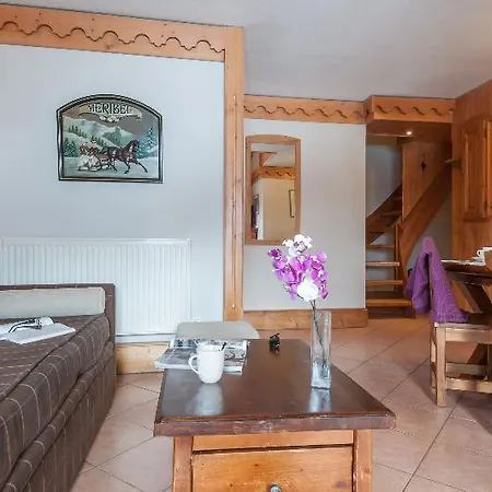 Résidence Pierre&vacances Premium Les Fermes De Aparthotel Méribel