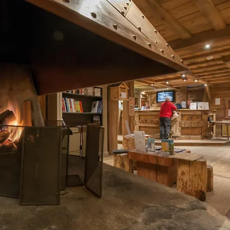 Pierre & Premium Les Fermes De 3*